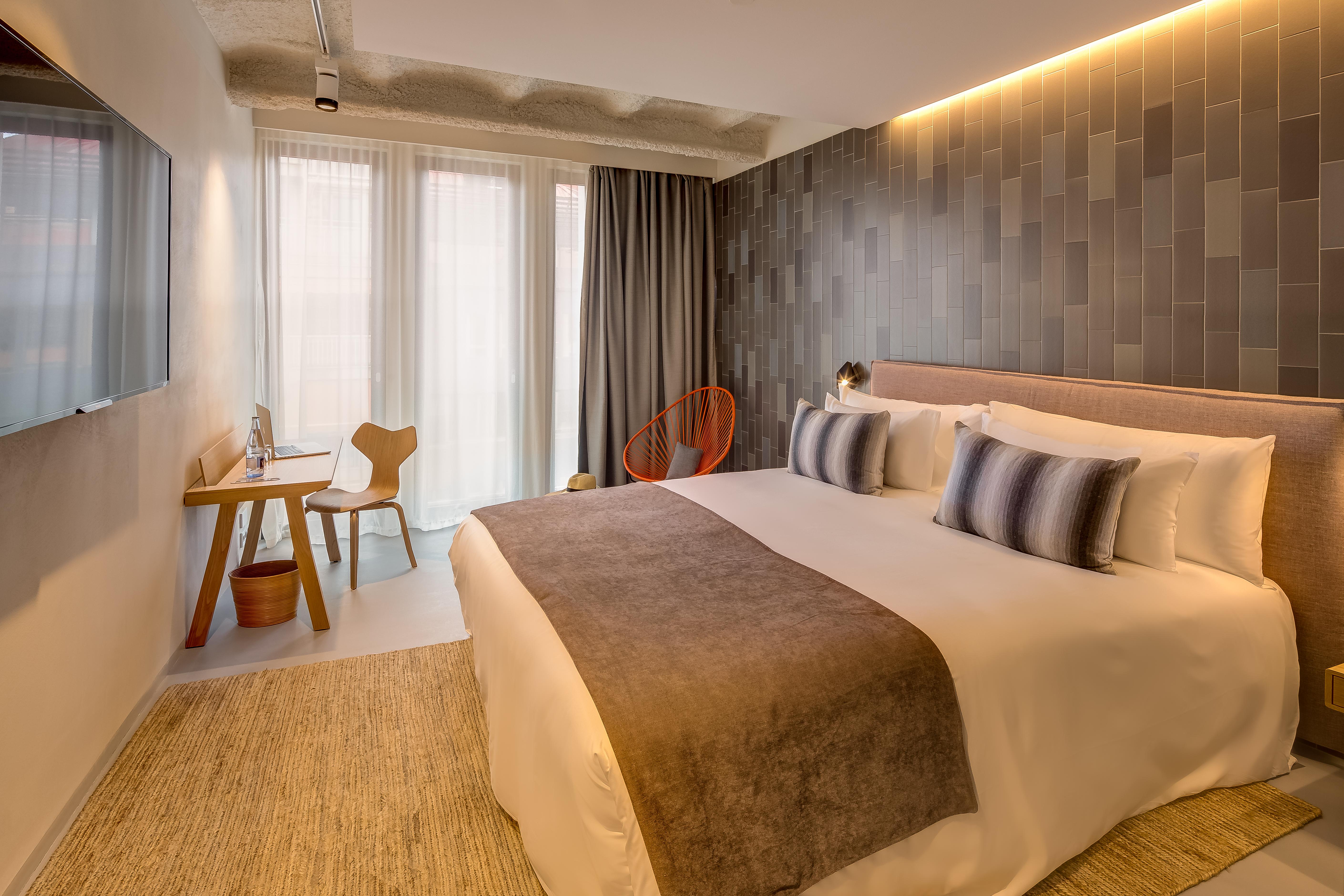 Ohla Eixample 5*
