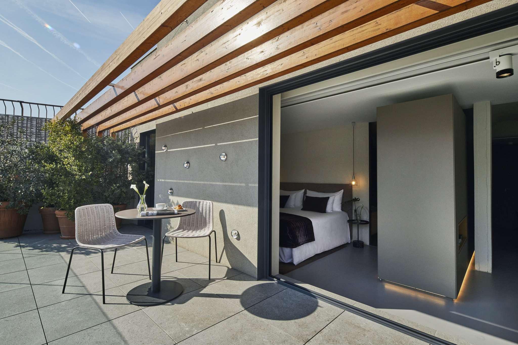 Ohla Eixample 5*