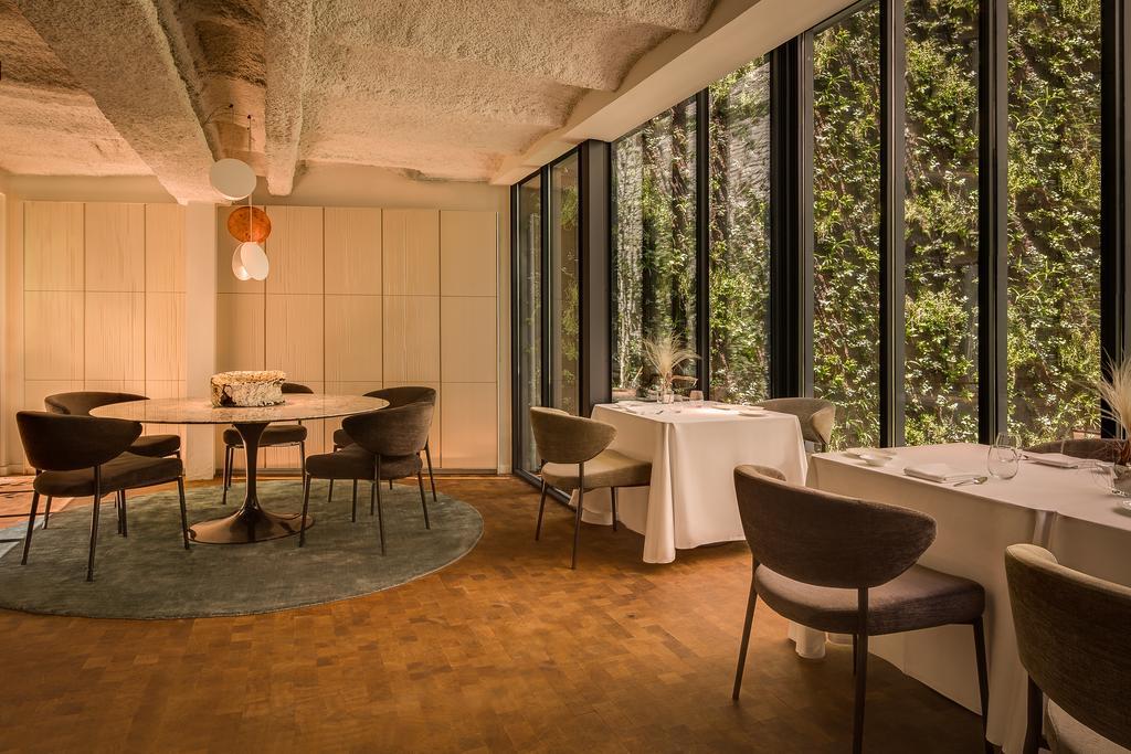 Ohla Eixample 5*