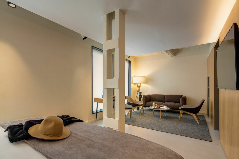 Ohla Eixample Hotel